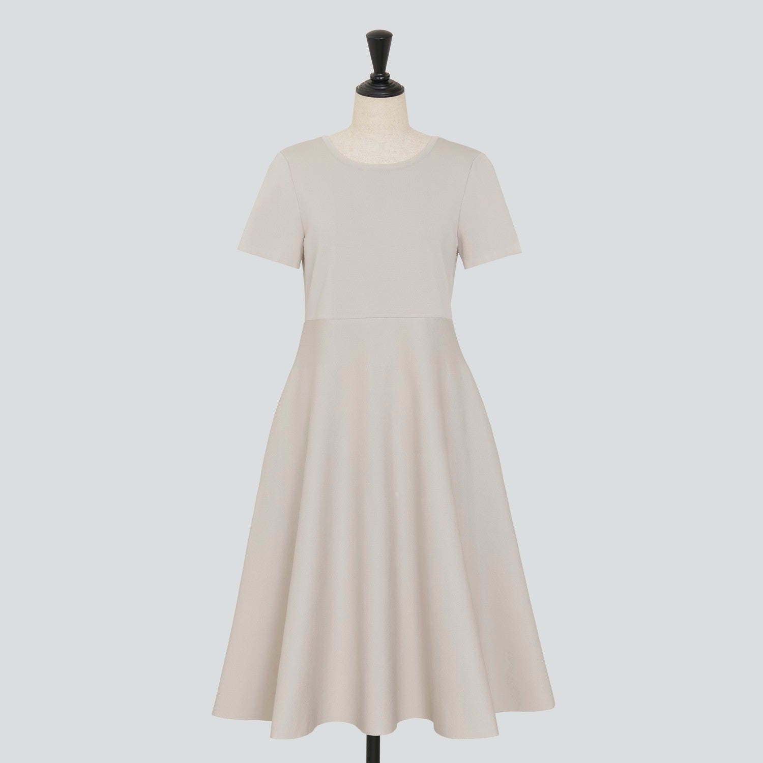 [未使用] FOXEY ベージュ ニット　ワンピース foxey　フォクシー FOXEY BOUTIQUE COLLECTION . - Knit Dress Style - 上品さと
