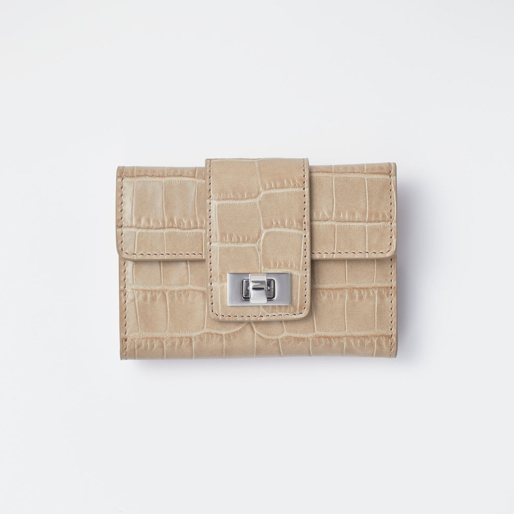 【ゲオルク】コンパクトウォレット ◇国内直営◇【GUCCI】コンパクトウォレット GG カードケース