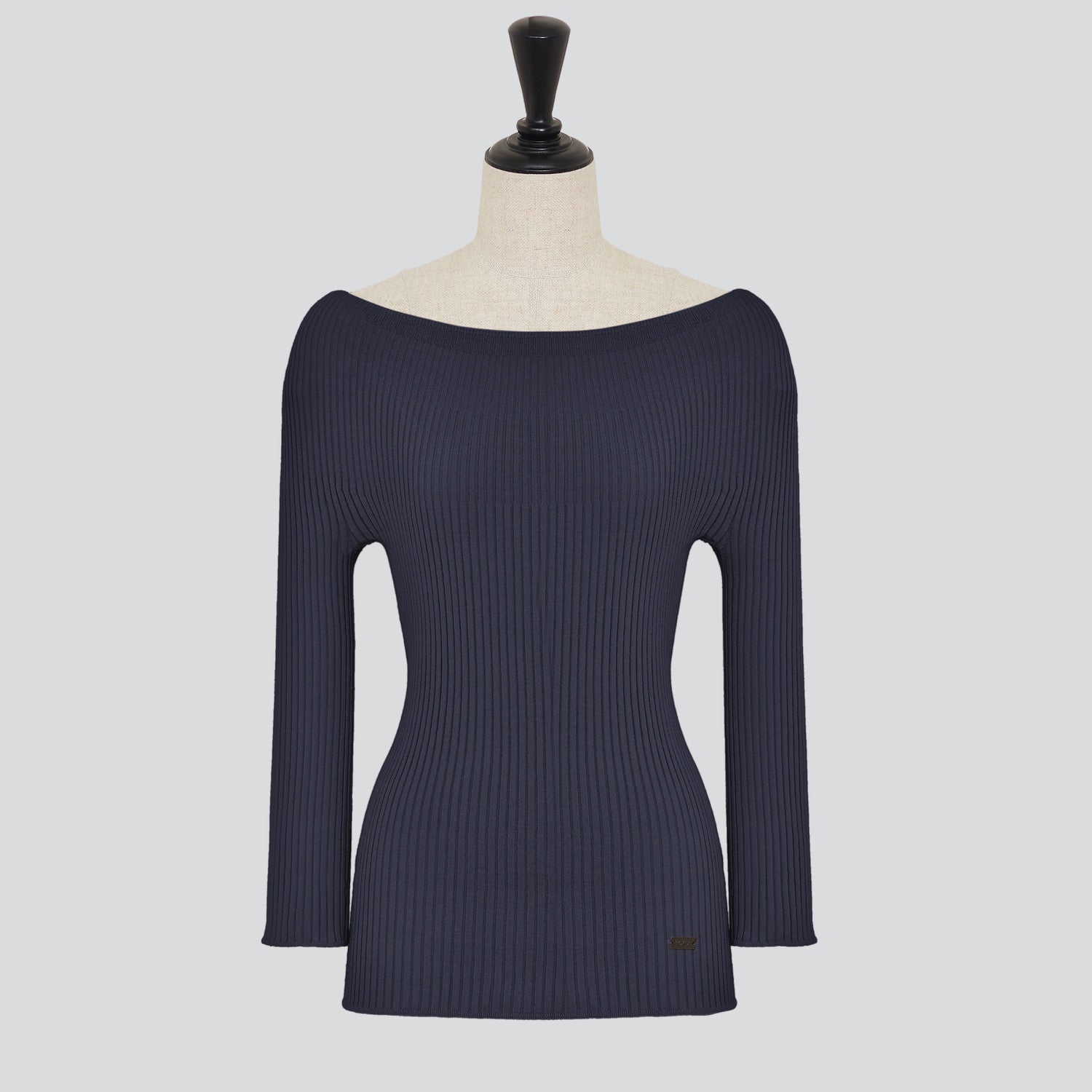 タキヤトップス3点 43601 Knit Top “Moon Light” – FOXEY 公式オンラインストア