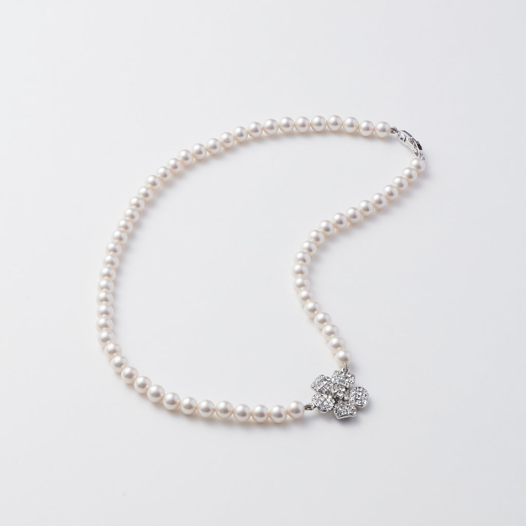 45187 Necklace “Petite Angel” – FOXEY 公式オンラインストア