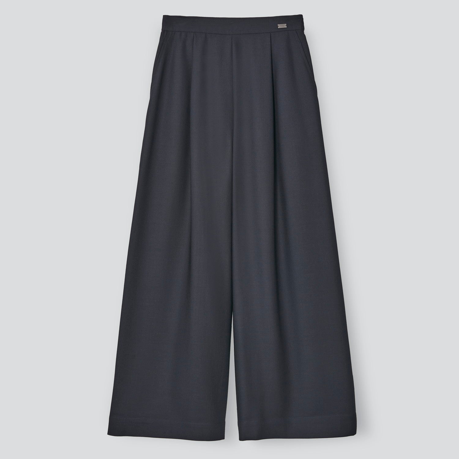 45659 Pants “Logan” – FOXEY 公式オンラインストア