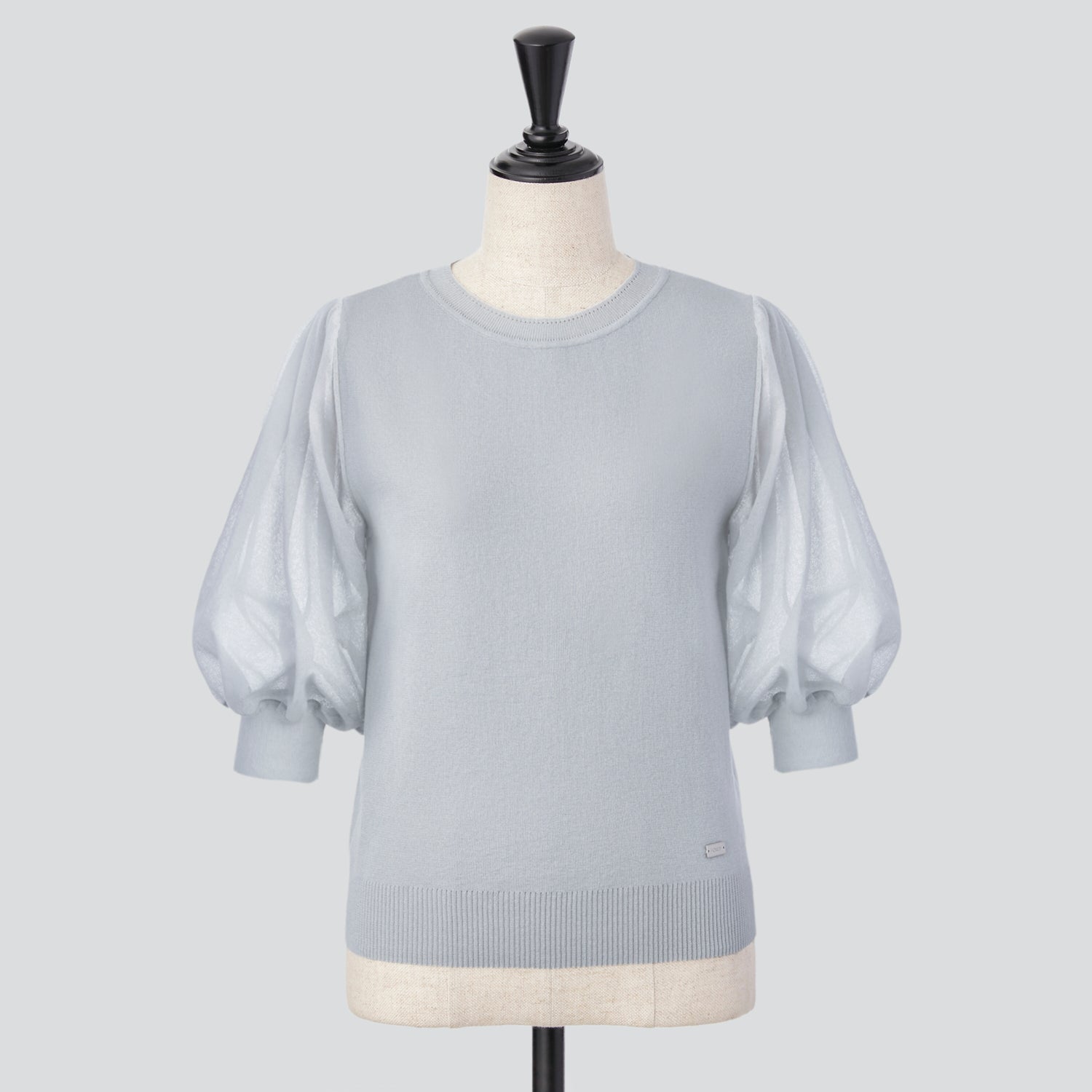Foxey ベスト トップス – ページ – FOXEY 公式オンラインブティック