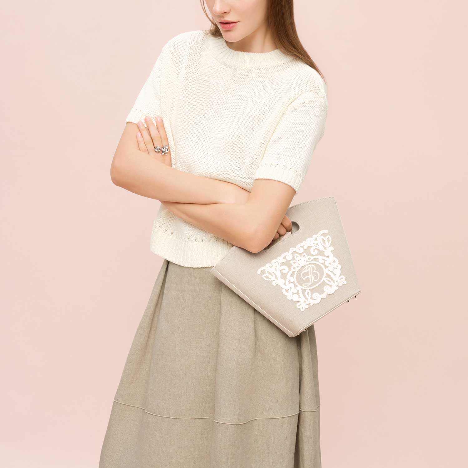 45040 Bag “Gardenia” – FOXEY 公式オンラインストア