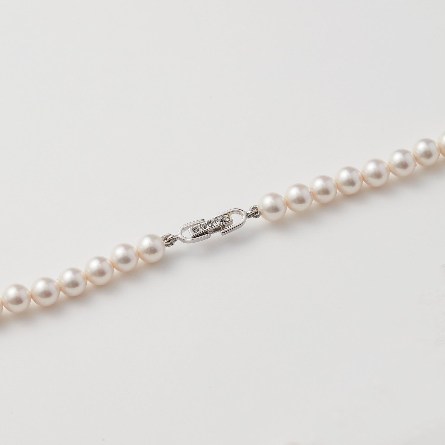 45187 Necklace “Petite Angel” – FOXEY 公式オンラインストア