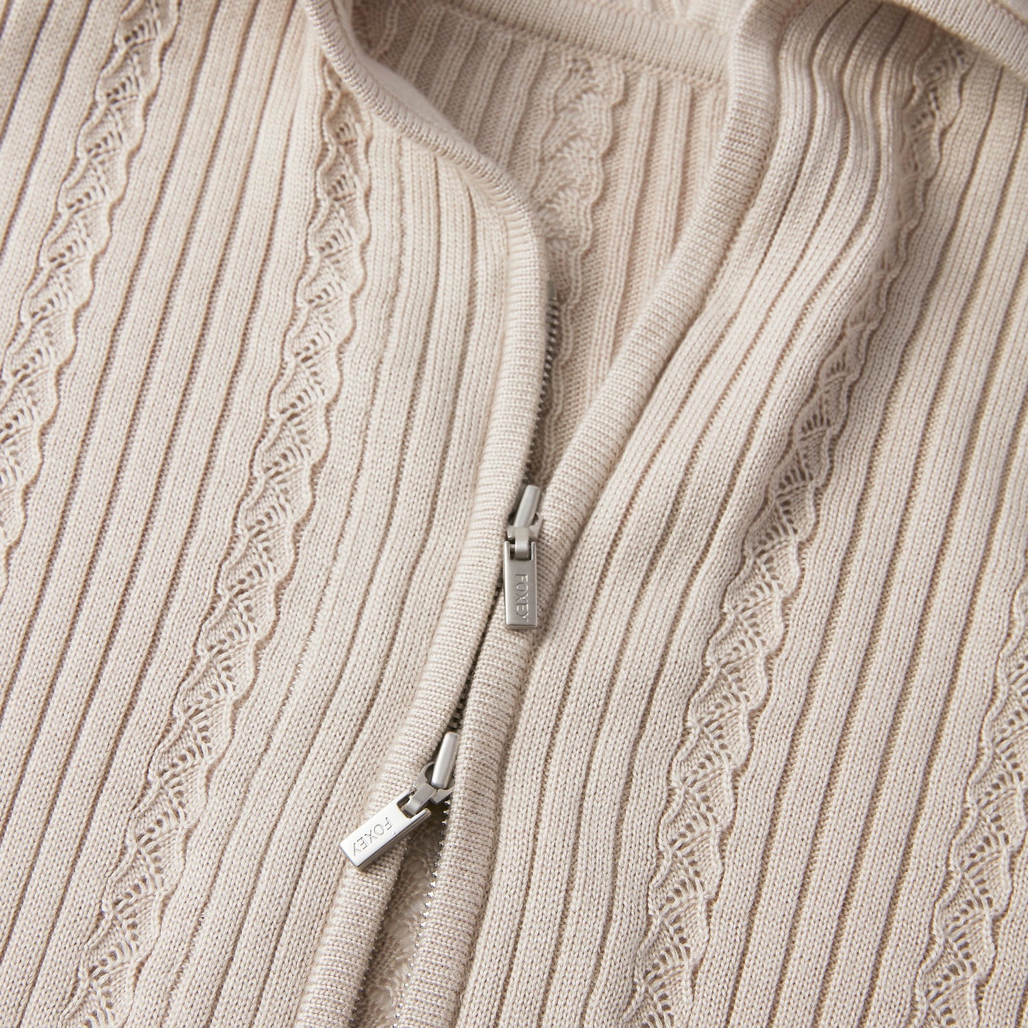 45642 Cardigan “Lilian” – FOXEY 公式オンラインストア