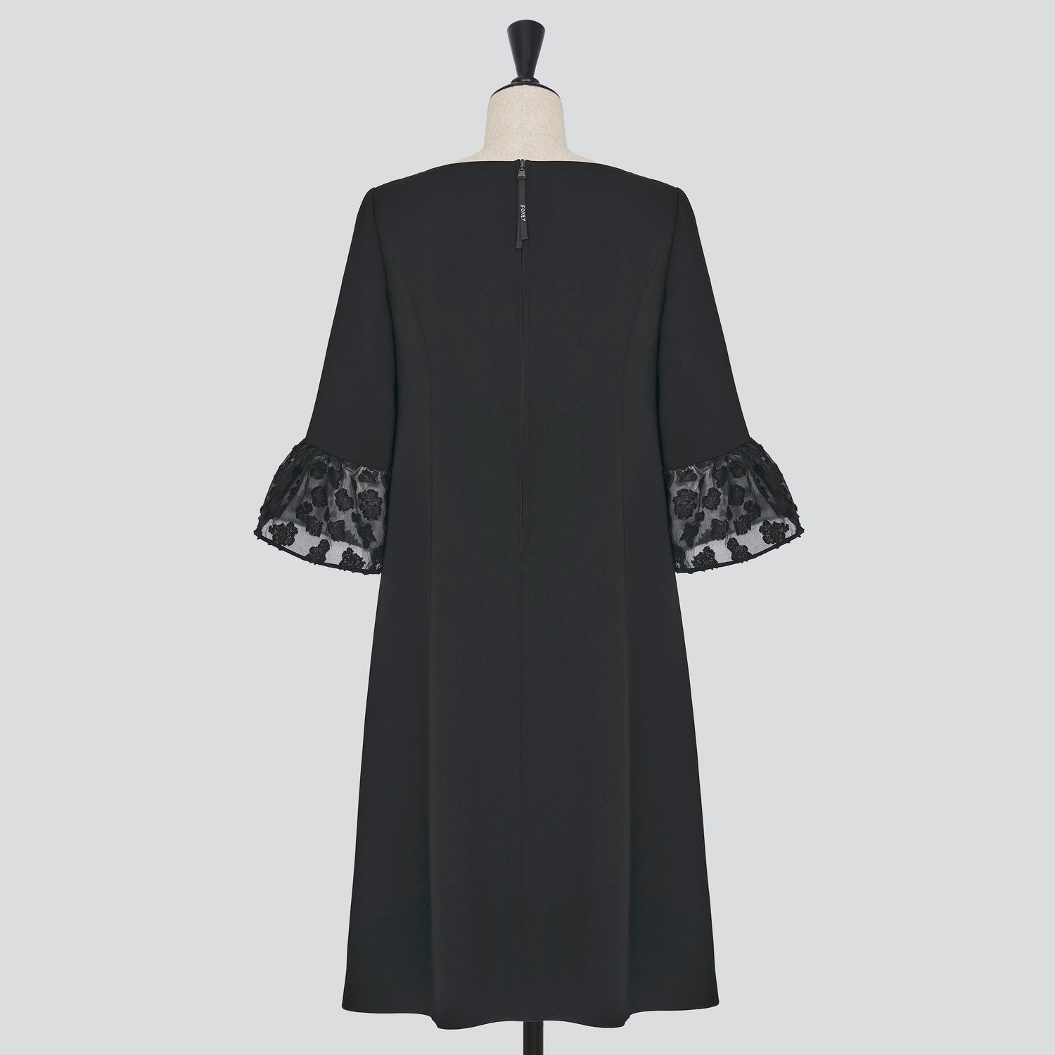 45767 Dress “Freesia” – FOXEY 公式オンラインストア