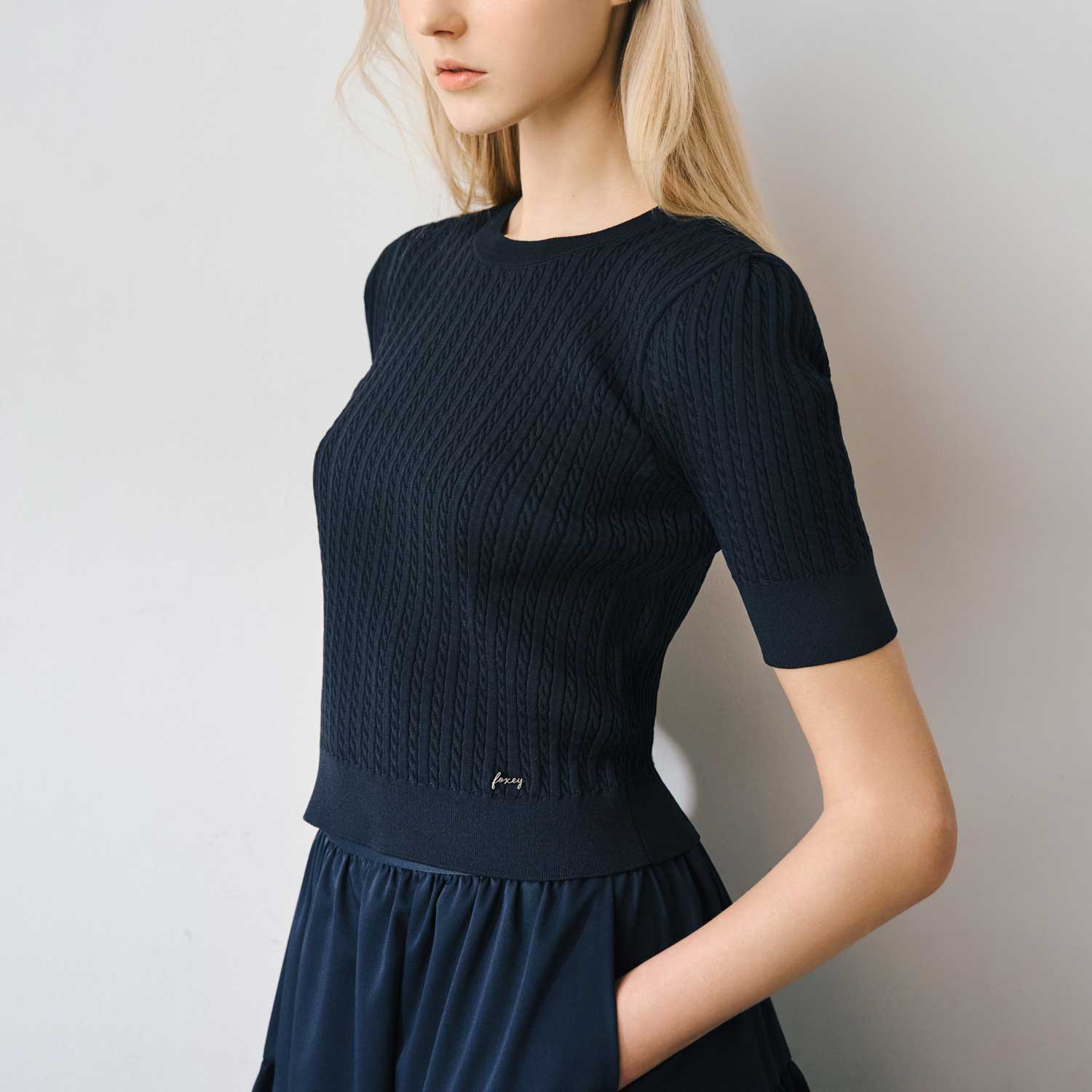 FOXEY　カシミヤシルク　ブラウン　ノースリーブニット ニット – FOXEY 公式オンラインストア