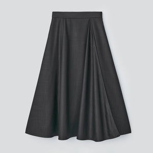 【未使用】フォクシー スカート素材薄手のウール毛100%