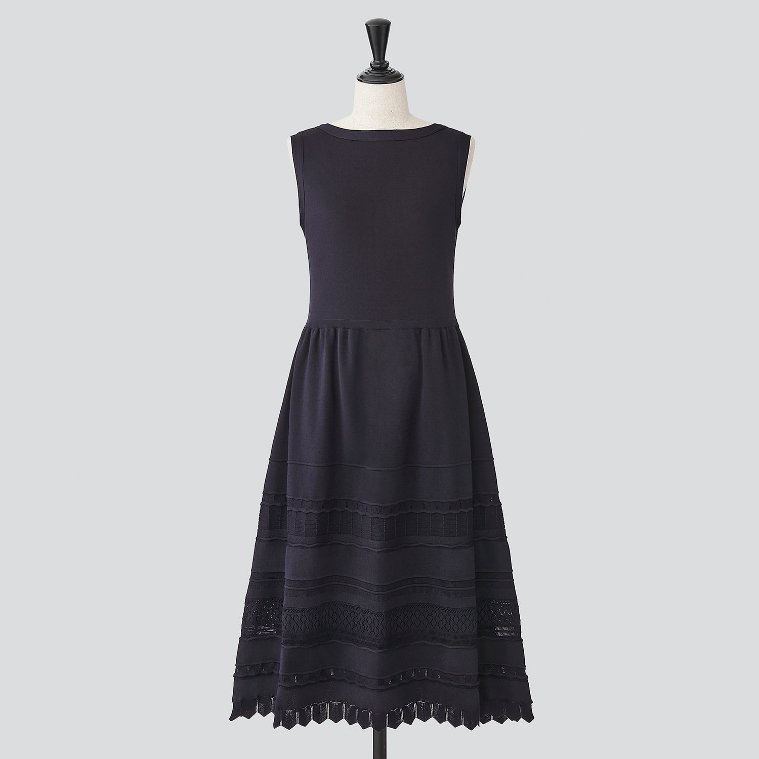 国内初の直営店 フォクシーブティック SWALLOW DRESS KNIT ワンピース ...